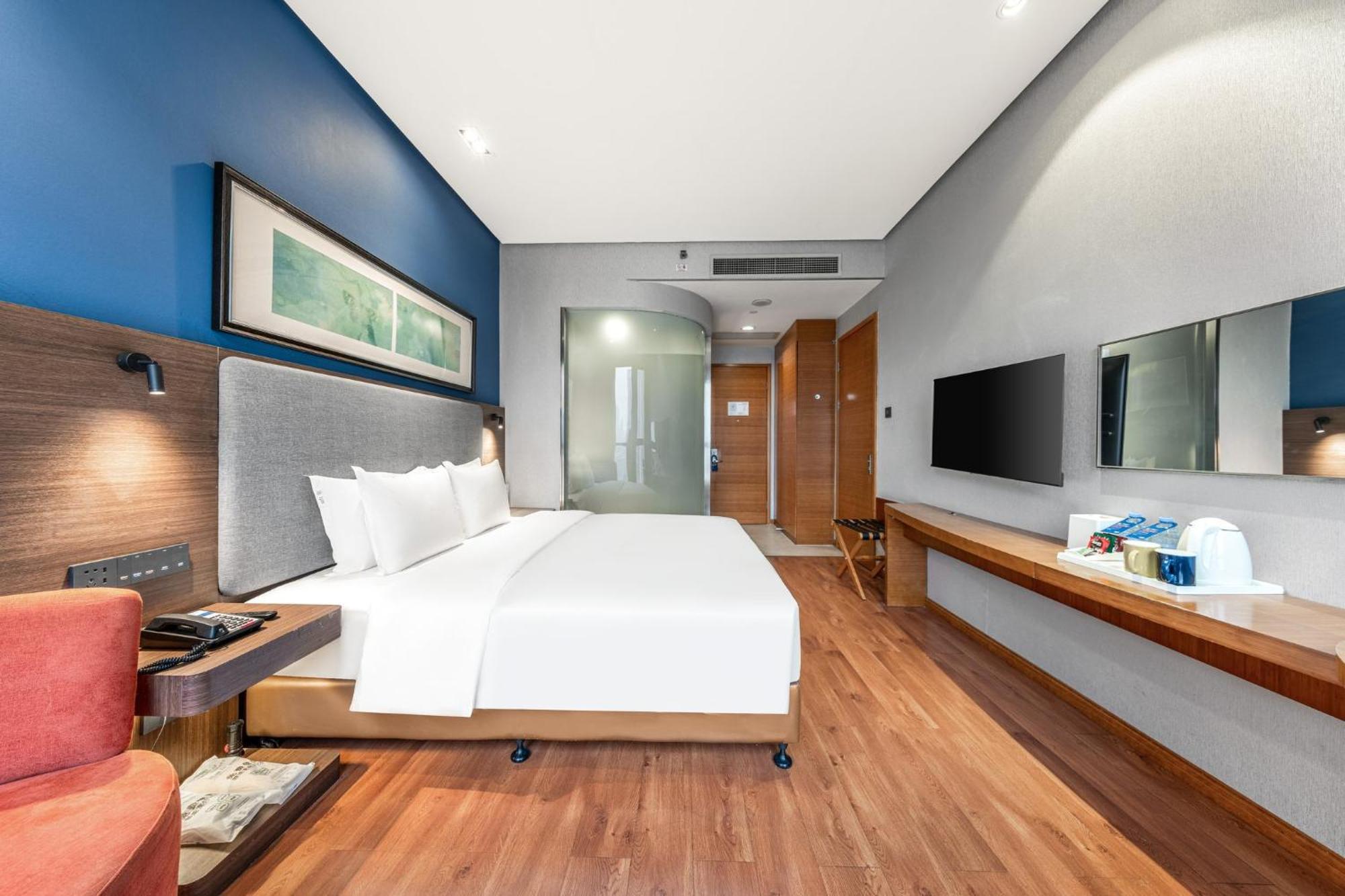 Holiday Inn Express Chongqing Guanyinqiao By Ihg Exterior foto